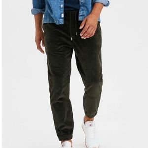 American Eagle Ne(x)t Level Flex Black Corduroy Joggers - Size Small